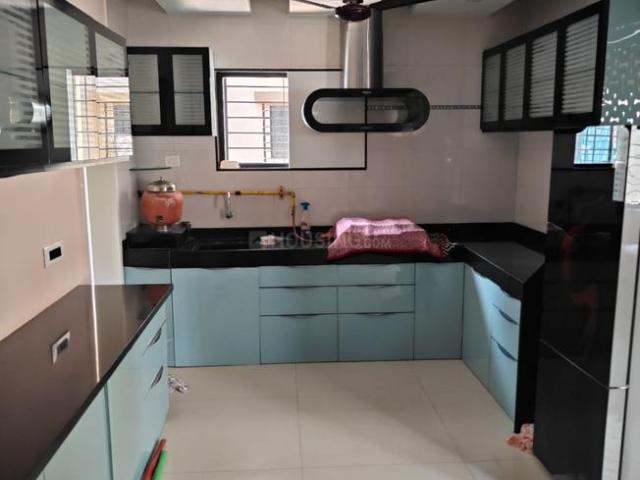 3 BHK Apartment in Adajan for rent Surat. The reference number is 20141243