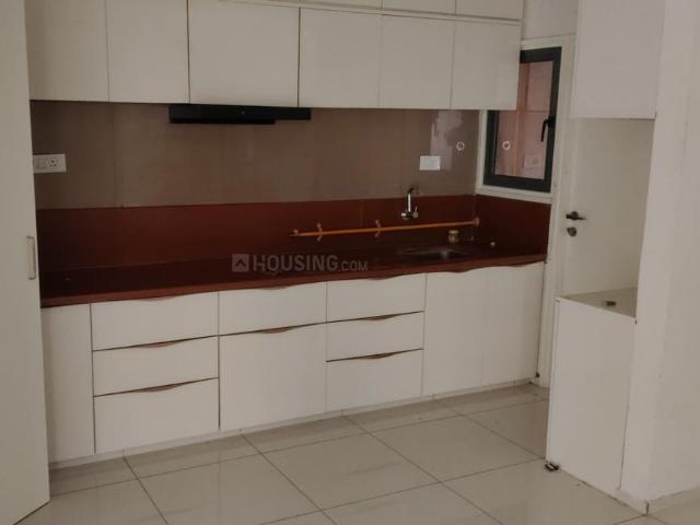 3 BHK Apartment in Adalaj for rent Gandhinagar. The reference number is 18500965