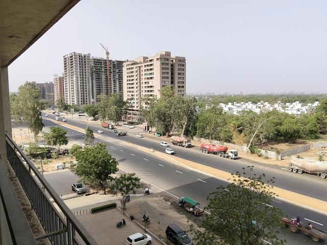 3 BHK Apartment in Adalaj for resale Gandhinagar. The reference number is 19894024