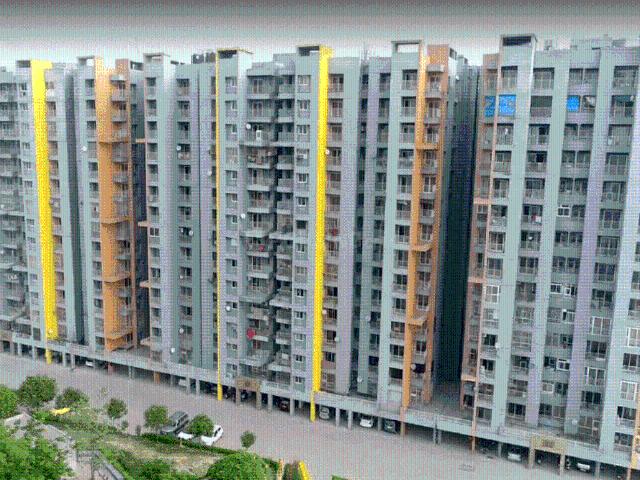 3 BHK Apartment in Afzalpur for resale Ghaziabad. The reference number is 5423911