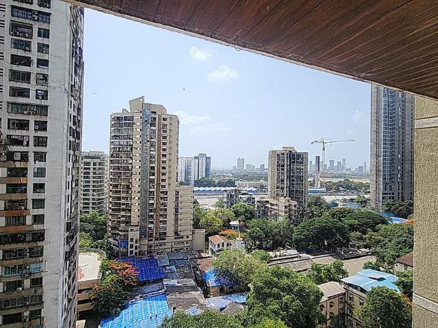 3 BHK Apartment in Agripada for rent Mumbai. The reference number is 20414084
