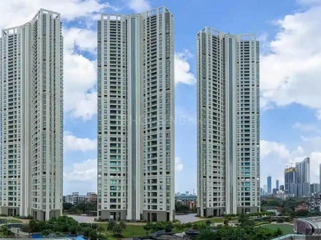 3 BHK Apartment in Agripada for resale Mumbai. The reference number is 21020548