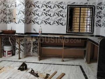 3 BHK Apartment in Airport Gate no. 1 for rent Kolkata. The reference number is 19559050