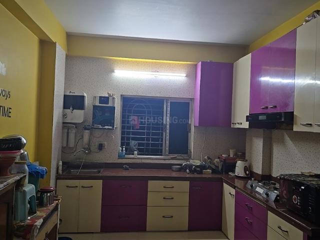 3 BHK Apartment in Airport Gate no. 1 for resale Kolkata. The reference number is 18163095