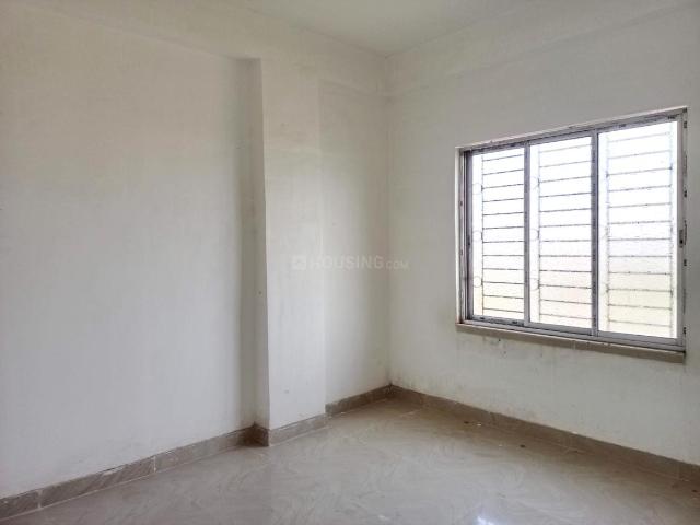 3 BHK Apartment in Airport Gate no. 1 for resale Kolkata. The reference number is 18814808