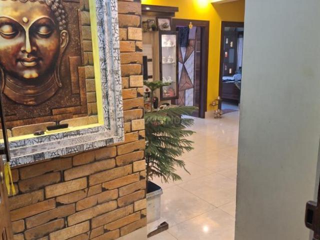 3 BHK Apartment in Airport Gate no. 1 for resale Kolkata. The reference number is 19125944