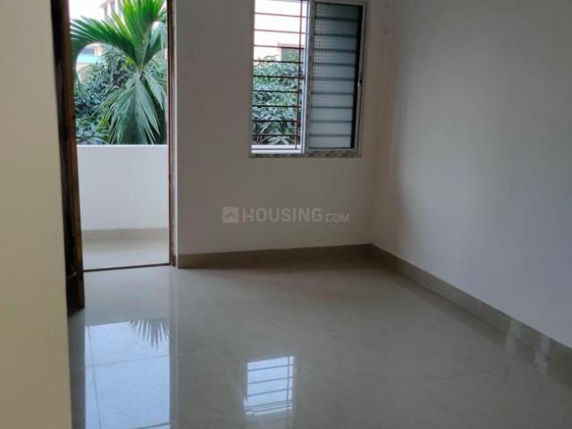 3 BHK Apartment in Airport Gate no. 1 for resale Kolkata. The reference number is 19614127