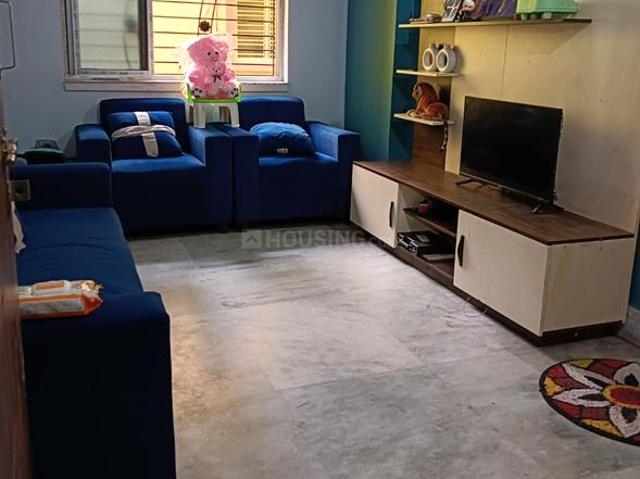 3 BHK Apartment in Airport Gate no. 1 for resale Kolkata. The reference number is 21183625