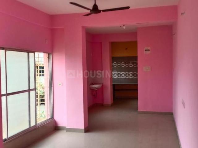3 BHK Apartment in Airport Gate no. 1 for resale Kolkata. The reference number is 21370775