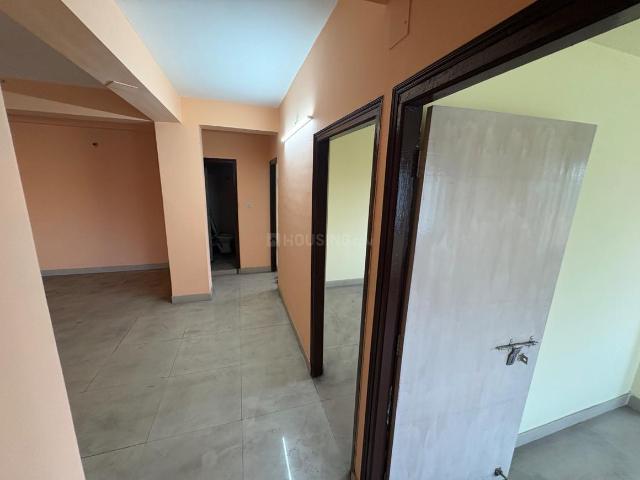 3 BHK Apartment in Airport Gate No. 3 for resale Kolkata. The reference number is 21089799