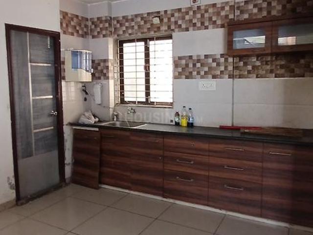 3 BHK Apartment in Ajwa Nimeta Link Road for rent Vadodara. The reference number is 21155340