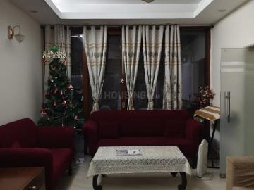 Flat for sale in JVTS Garden - Parking
