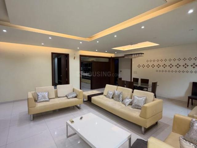 3 BHK Apartment in Alkapuri for resale Vadodara. The reference number is 21168042