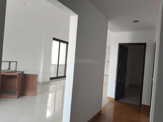 3 BHK Apartment in Alkapuri for resale Vadodara. The reference number is 21369066