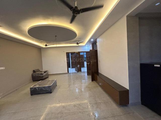 3 BHK Apartment in Alpha II for rent Greater Noida. The reference number is 18928360