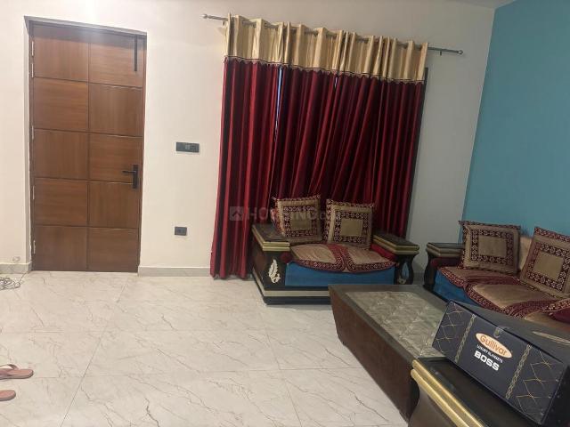 3 BHK Apartment in Alpha II for rent Greater Noida. The reference number is 21169131