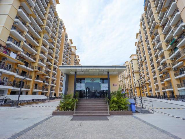 3 BHK Apartment in Arjunganj for resale Lucknow. The reference number is 19519374