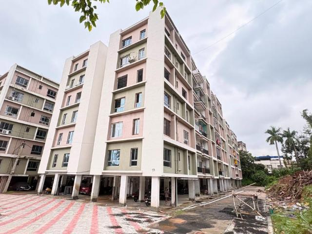3 BHK Apartment in Asansol Court Area for resale Asansol. The reference number is 21240215
