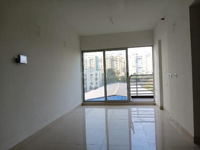 3 BHK Apartment in Ashok Nagar for rent Kolkata. The reference number is 19756899