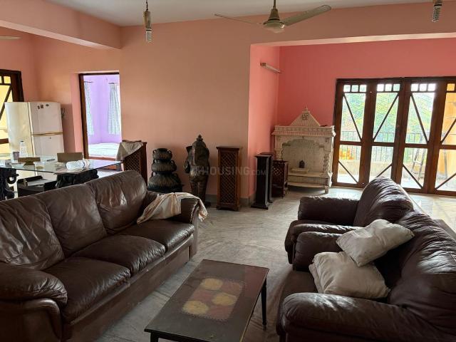 3 BHK Apartment in Ashok Nagar for rent Kolkata. The reference number is 20598539