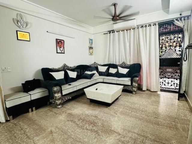 3 BHK Apartment in Ashok Vihar for resale New Delhi. The reference number is 19374390