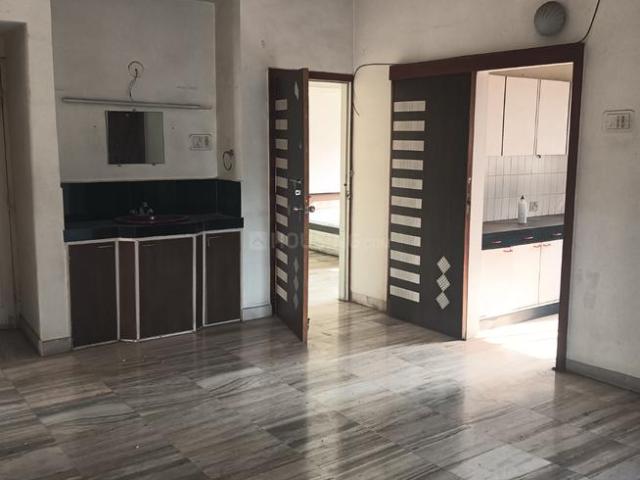 3 BHK Apartment in Athwa for rent Surat. The reference number is 17231613