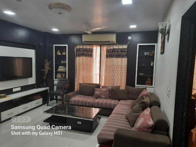 3 BHK Apartment in Atladara for rent Vadodara. The reference number is 21179208