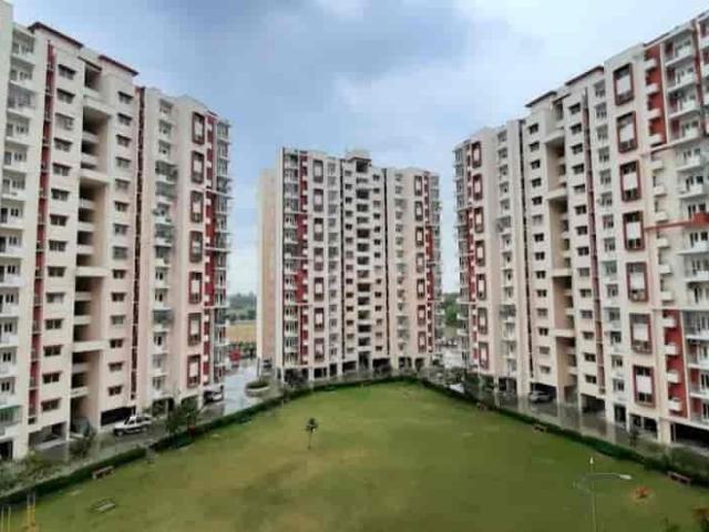 3 BHK Apartment in Awas Vikas Colony for resale Lucknow. The reference number is 21174017
