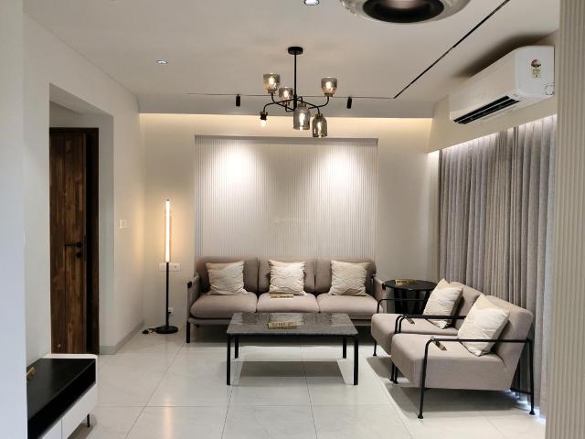3 BHK Apartment in Bodakdev for rent Ahmedabad. The reference number is 18130406