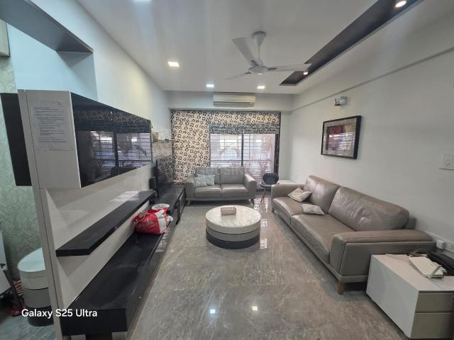 3 BHK Apartment in Bodakdev for rent Ahmedabad. The reference number is 21082132