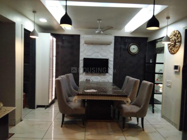3 BHK Apartment in Bodakdev for rent Ahmedabad. The reference number is 21239794