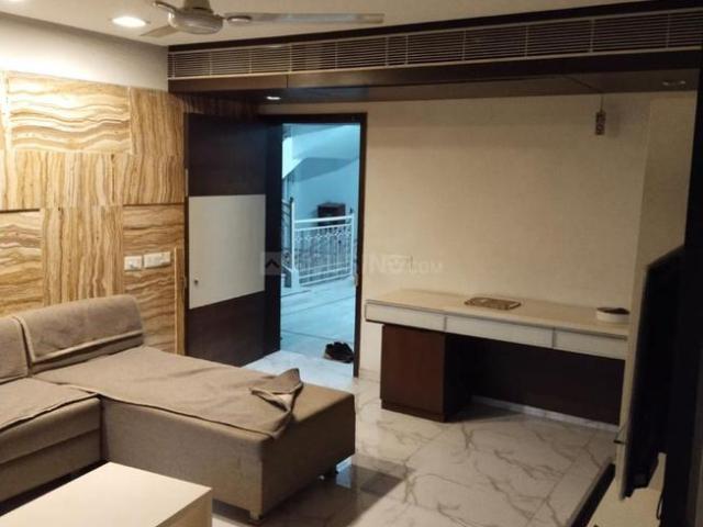 3 BHK Apartment in Bodakdev for resale Ahmedabad. The reference number is 19399698