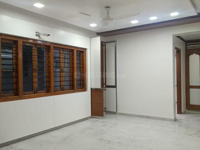 3 BHK Apartment in Bodakdev for resale Ahmedabad. The reference number is 21315985