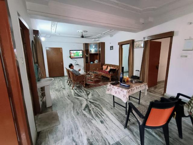 3 BHK Apartment in Boring Road for rent Patna. The reference number is 20691783
