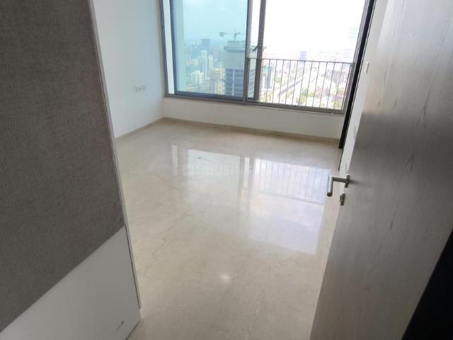 3 BHK Apartment in Borivali East for rent Mumbai. The reference number is 19469196