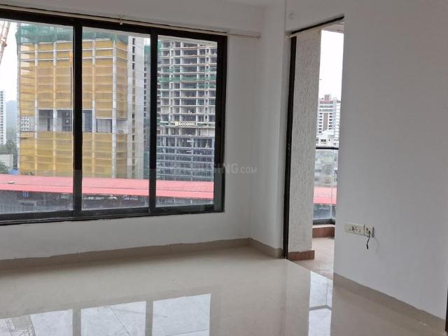 3 BHK Apartment in Borivali East for rent Mumbai. The reference number is 21033192