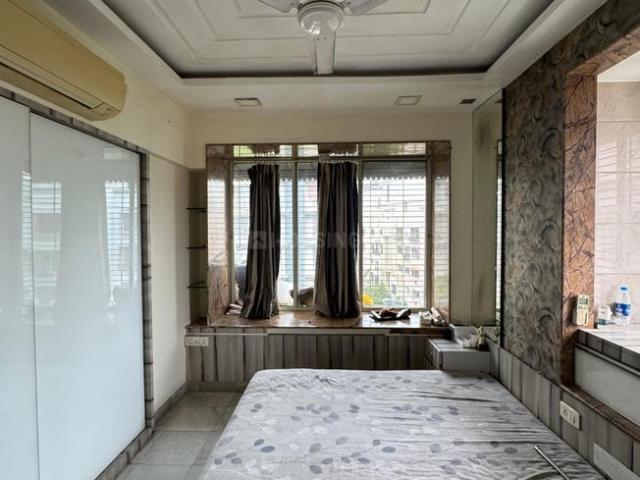 3 BHK Apartment in Borivali West for rent Mumbai. The reference number is 18020834