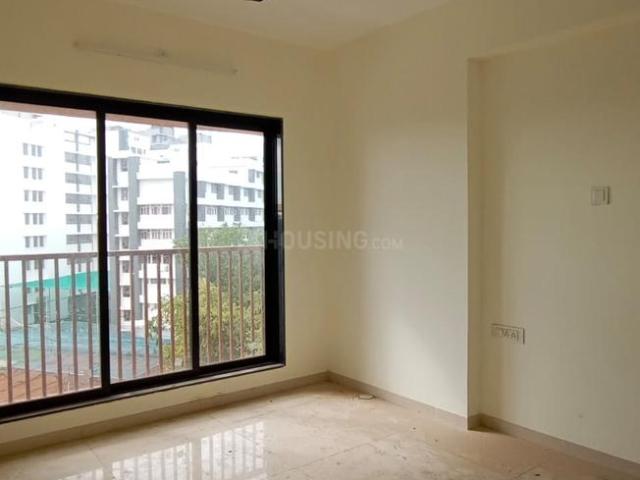 3 BHK Apartment in Borivali West for rent Mumbai. The reference number is 18154629