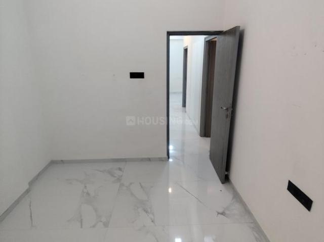3 BHK Apartment in Borivali West for rent Mumbai. The reference number is 20439304