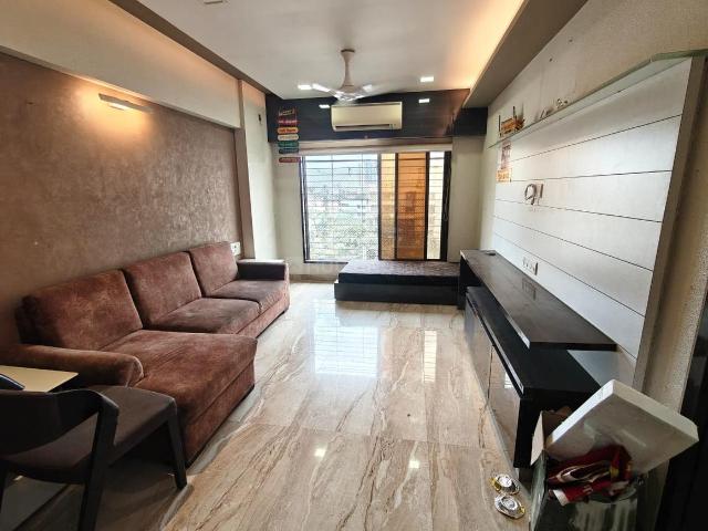 3 BHK Apartment in Borivali West for rent Mumbai. The reference number is 20972090