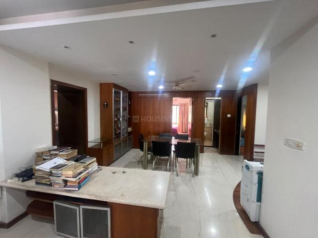 3 BHK Apartment in Borivali West for rent Mumbai. The reference number is 21198447