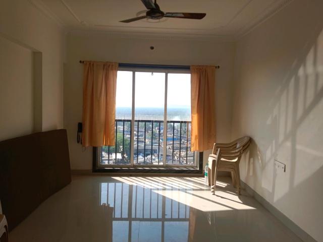3 BHK Apartment in Borivali West for rent Mumbai. The reference number is 8205436