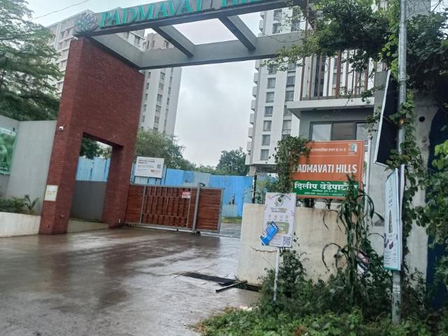 3 BHK Apartment in Bavdhan for rent Pune. The reference number is 20597586