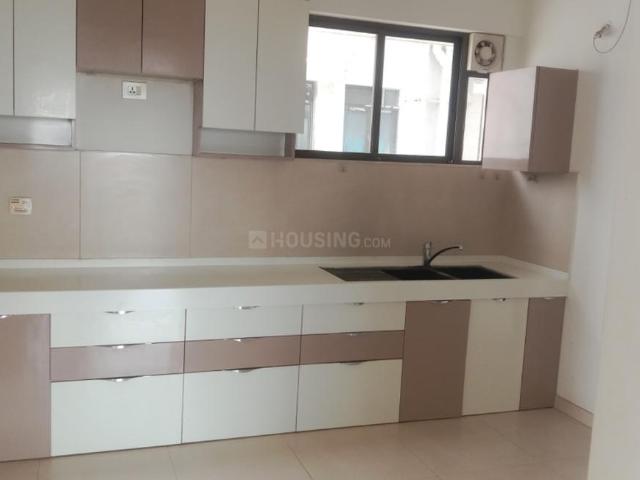 3 BHK Apartment in Bavdhan for rent Pune. The reference number is 20780316