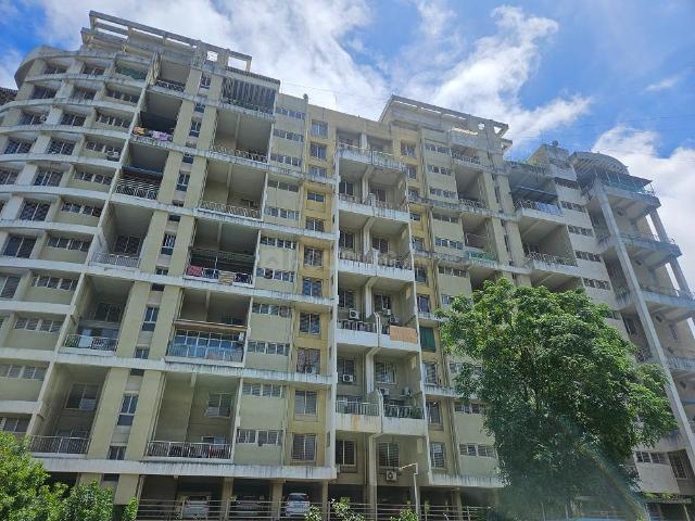 3 BHK Apartment in Bavdhan for resale Pune. The reference number is 21162883