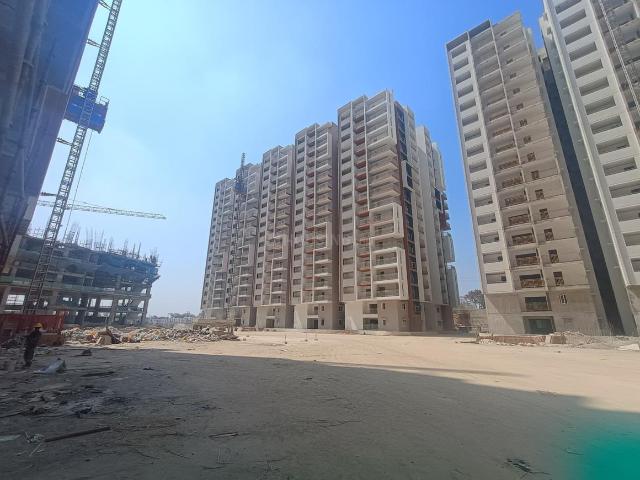 3 BHK Apartment in Balanagar for resale Hyderabad. The reference number is 20294816