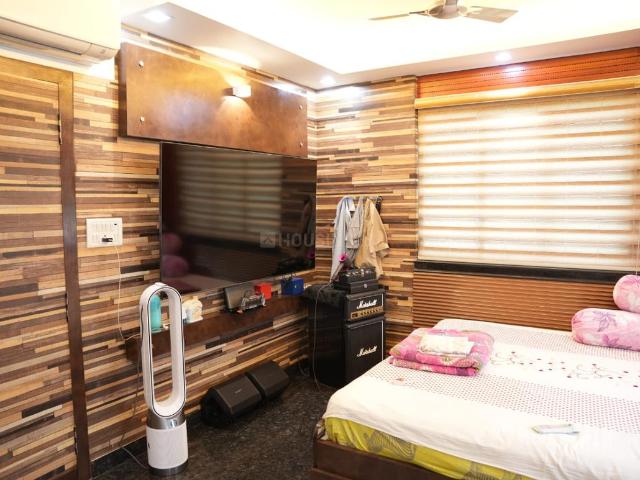 3 BHK Apartment in Ballygunge for rent Kolkata. The reference number is 19532564
