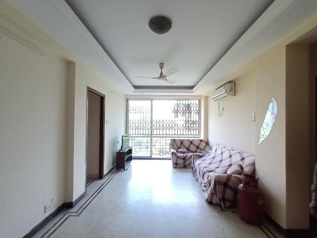 3 BHK Apartment in Ballygunge for rent Kolkata. The reference number is 20092529