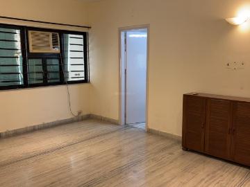 3 BHK Apartment in Ballygunge for rent Kolkata. The reference number is 20535146