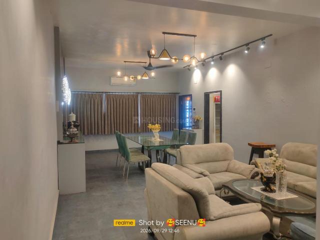 3 BHK Apartment in Ballygunge for rent Kolkata. The reference number is 21219411